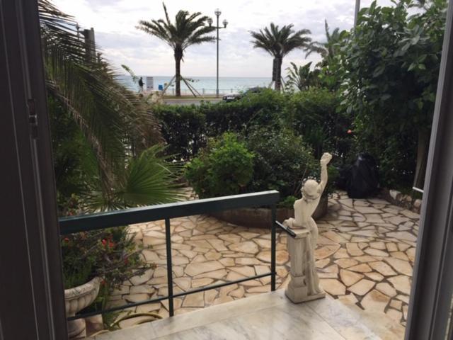 91 Promenade Des Anglais Le Stellamar Niza Exterior foto